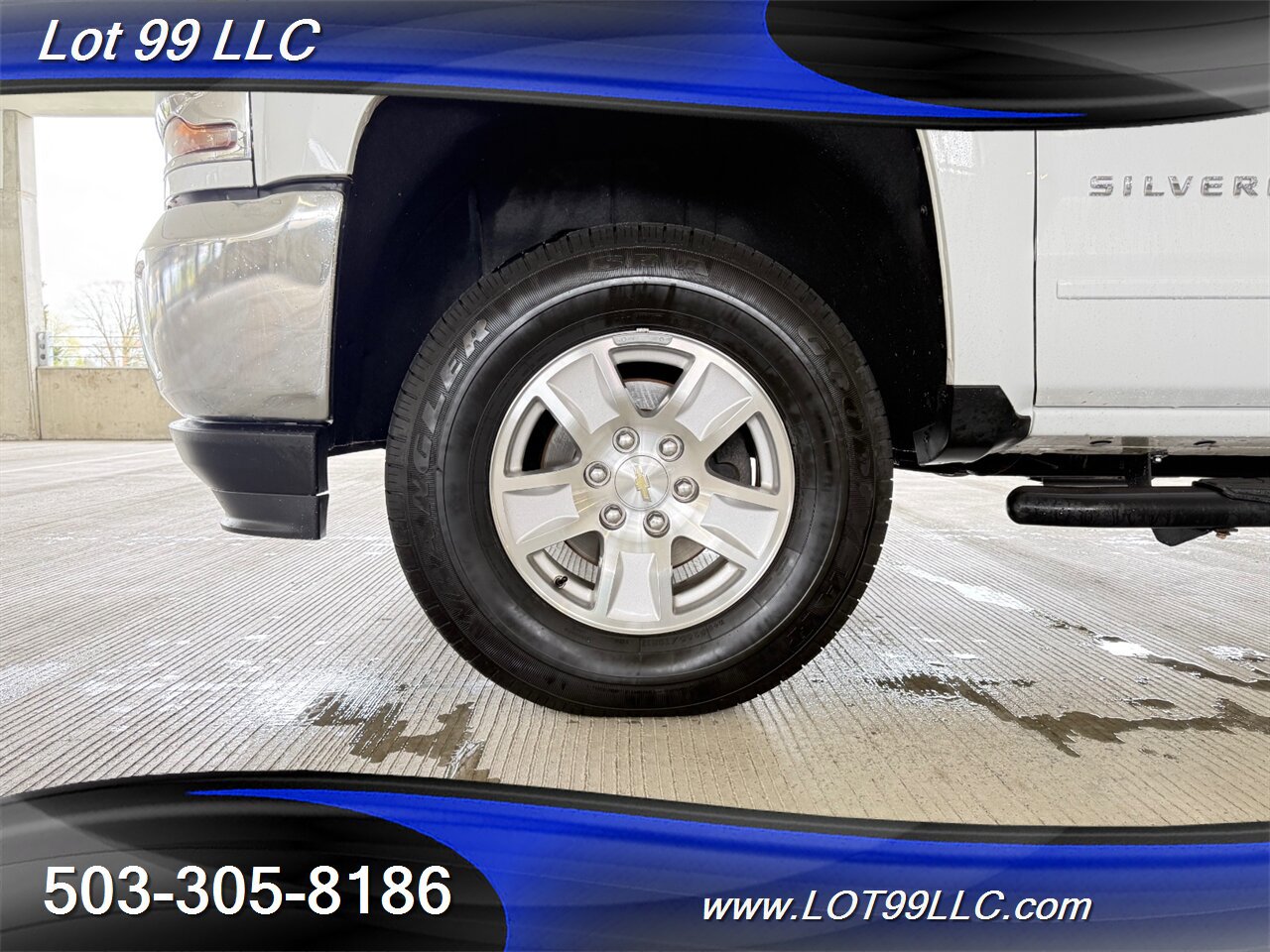 Used 2018 Chevrolet Silverado 1500 LT w/ All Star Edition AWD/4WD image 24