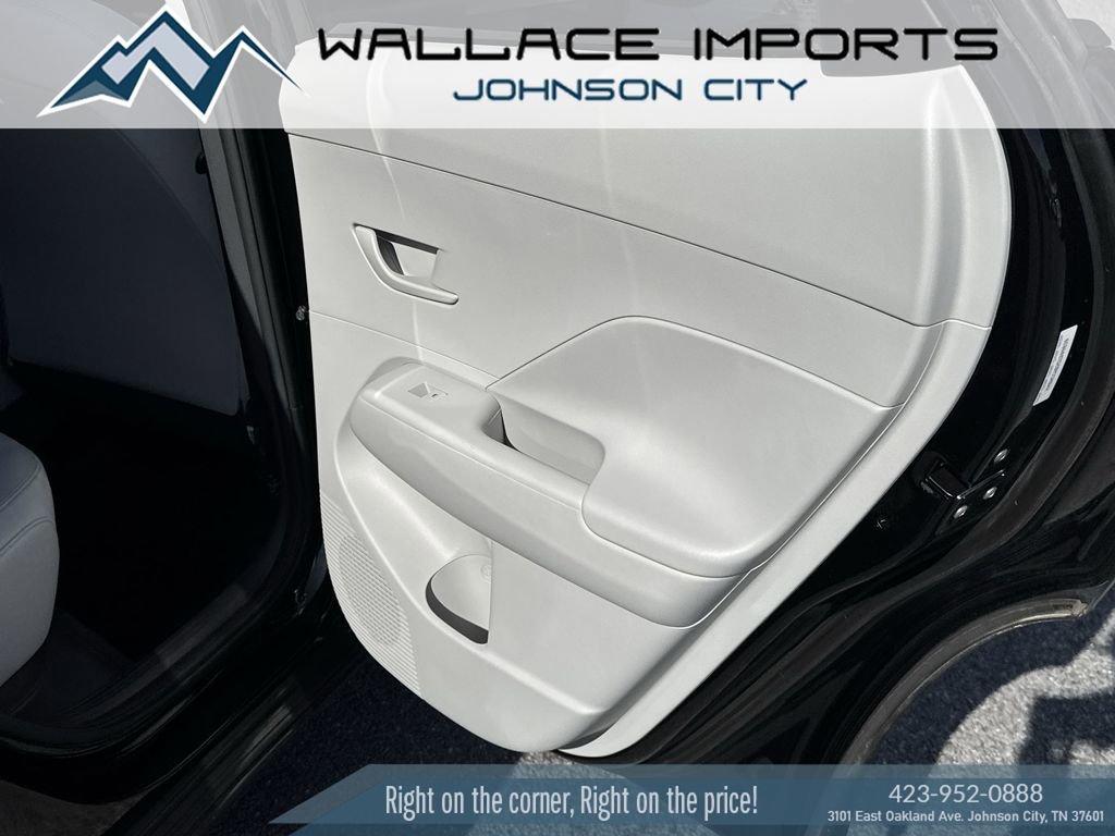 Used 2025 Hyundai Kona SEL image 39