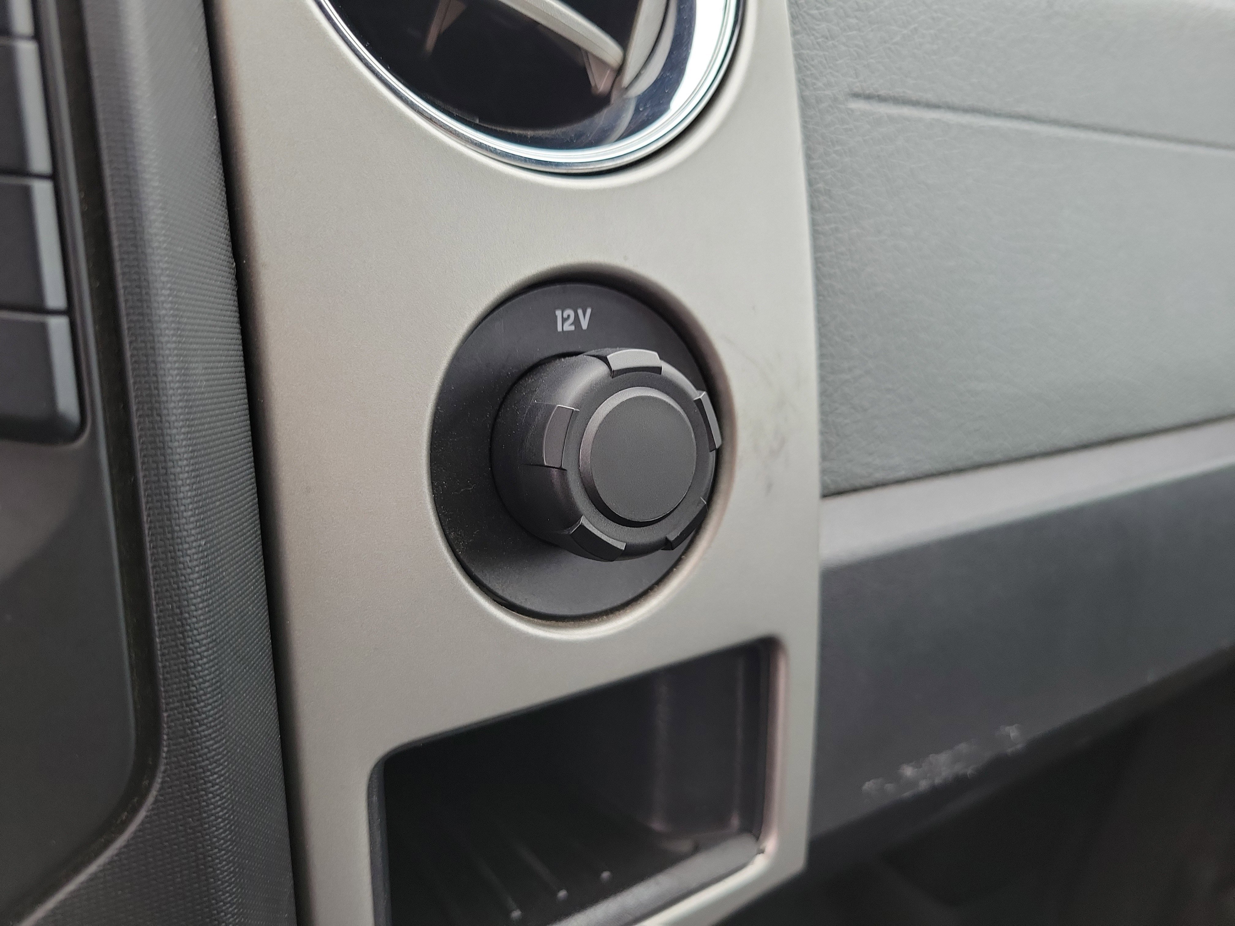 Used 2013 Ford F150 XLT w/ XLT Chrome Pkg AWD/4WD image 19