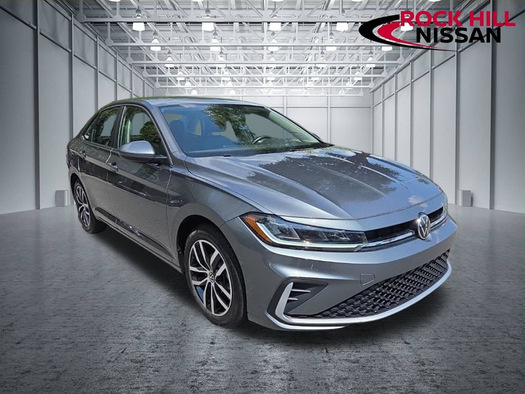 Used 2025 Volkswagen Jetta SE