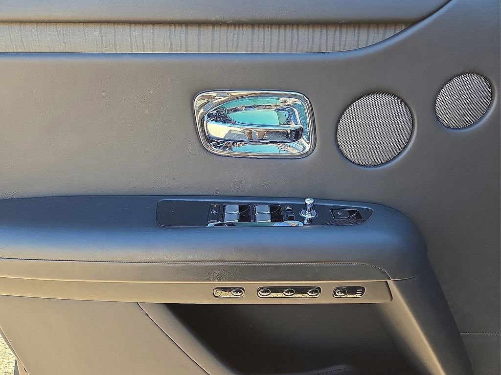 Used 2023 Rolls-Royce Ghost image 21