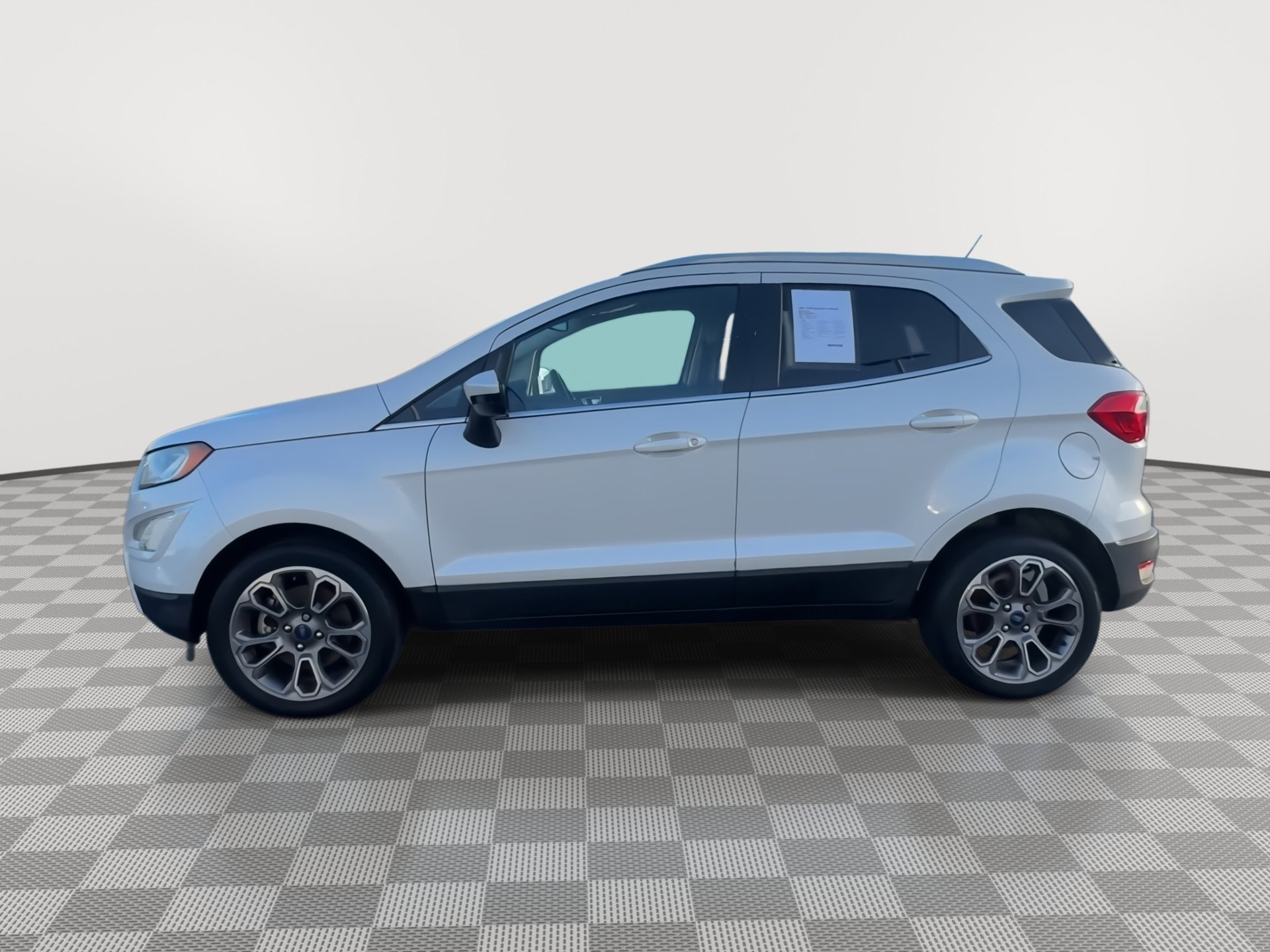 Used 2021 Ford EcoSport Titanium image 5