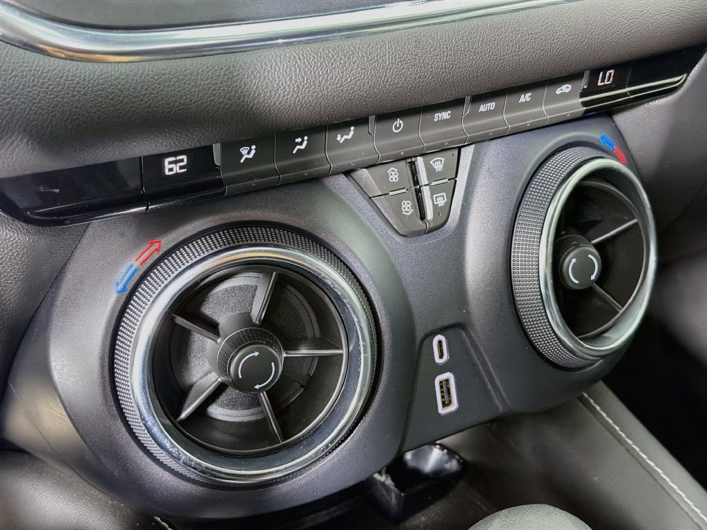 Used 2023 Chevrolet Blazer LT AWD/4WD image 15