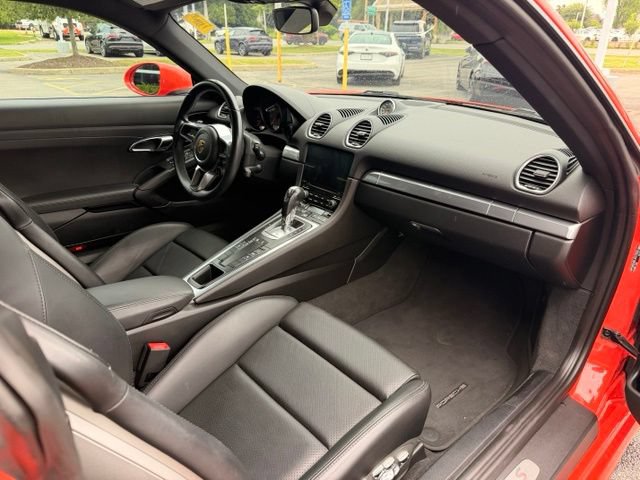 Used 2018 Porsche 718 Cayman S RWD image 11