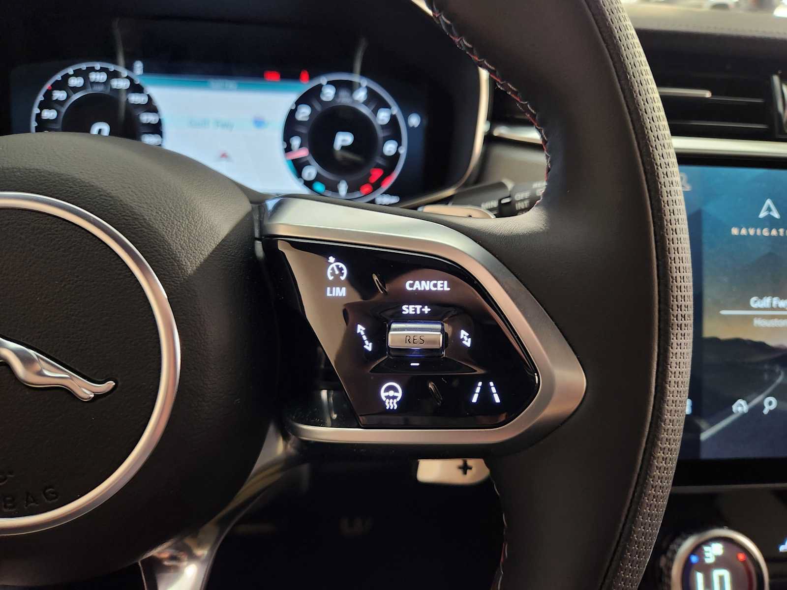 New 2026 Jaguar F-PACE SVR 575 Edition AWD/4WD image 29