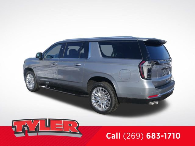 New 2026 Chevrolet Suburban Premier w/ Sun And Tow Package AWD/4WD image 5
