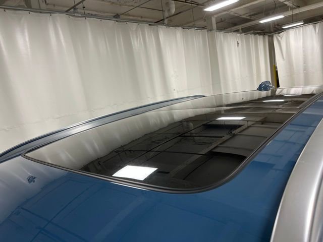 Used 2025 Volvo XC40 B5 Core AWD/4WD image 5