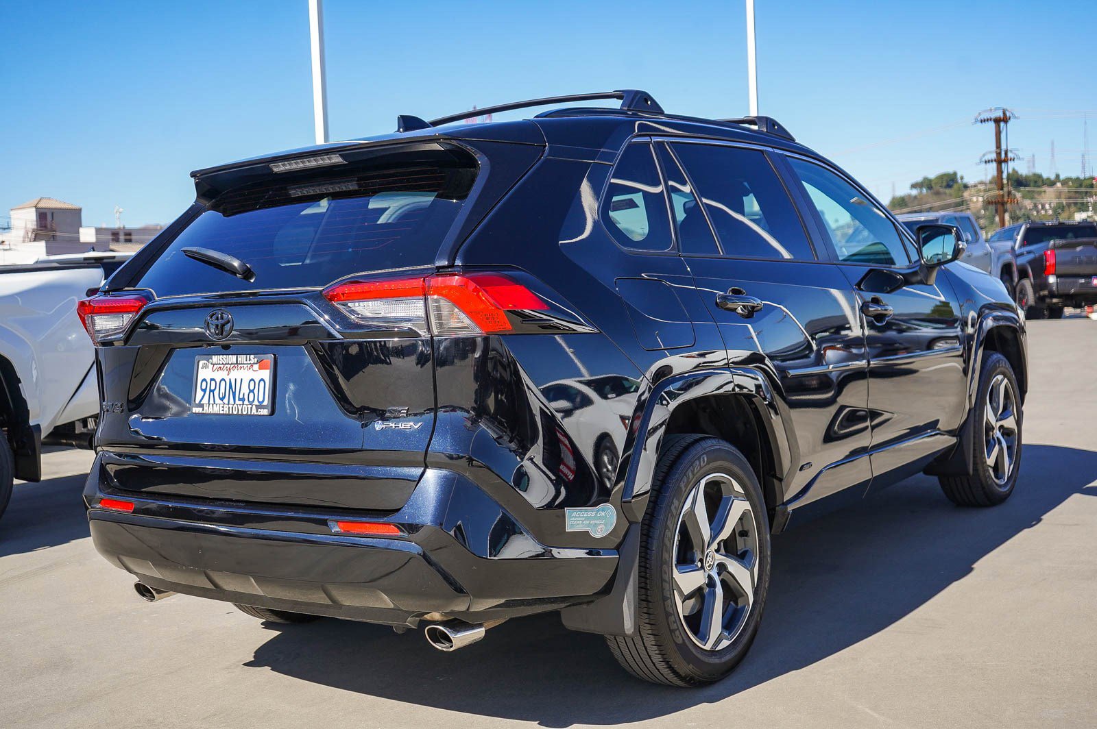 Certified 2025 Toyota RAV4 SE w/ Weather & Moonroof Package image 9