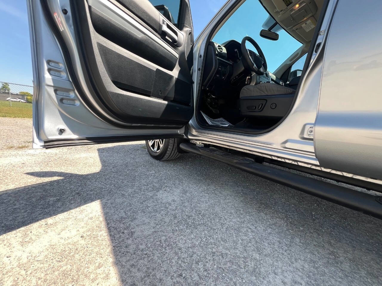 Used 2014 Toyota Tundra SR5 w/ SR5 Upgrade Package RWD image 13
