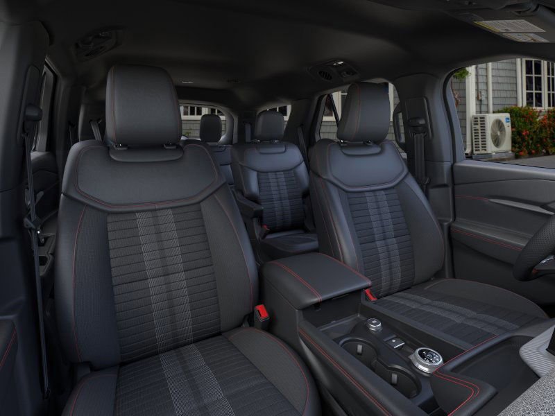 New 2026 Ford Explorer ST-Line w/ ST-Line Street Pack image 10