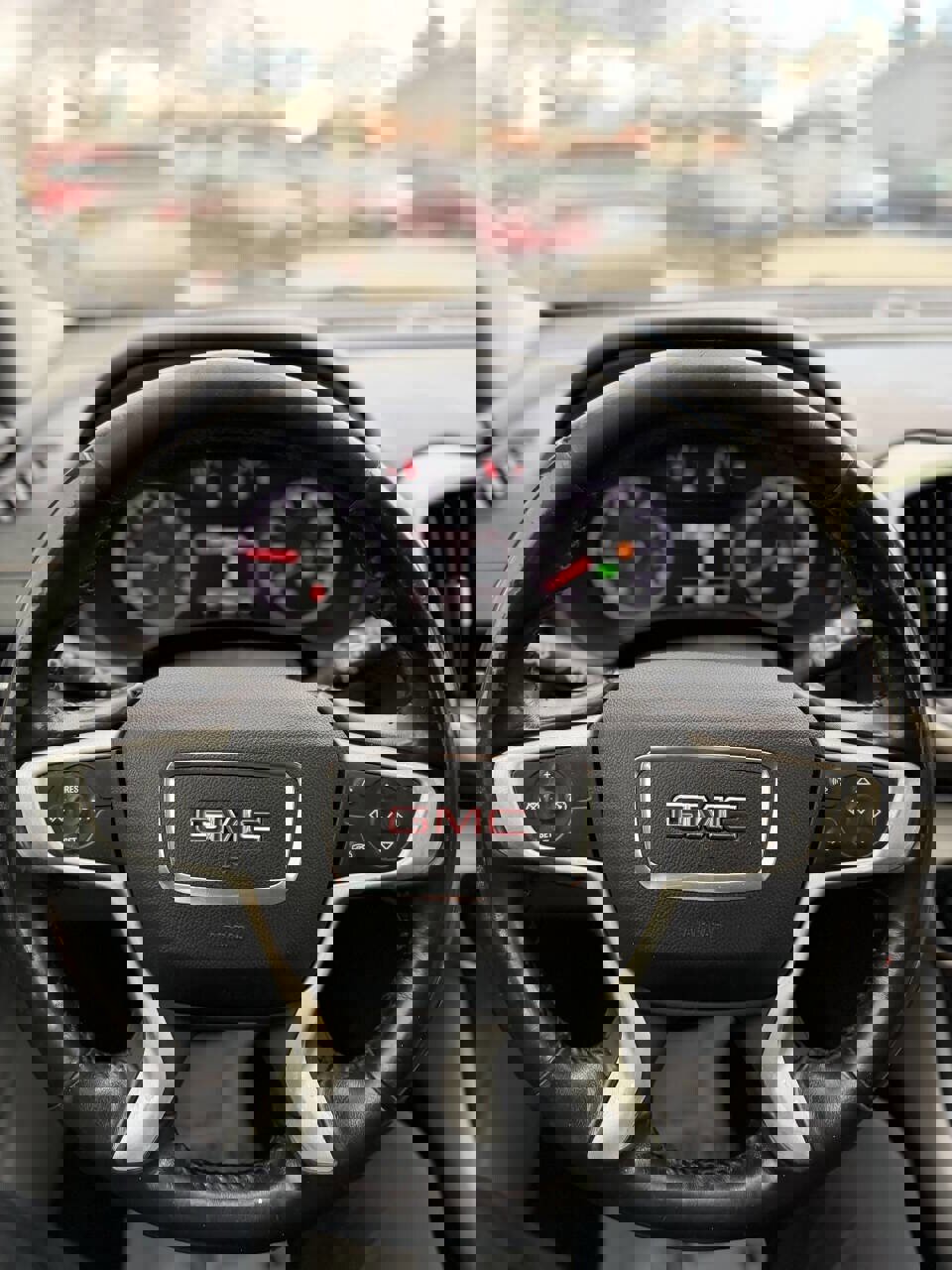 Used 2018 GMC Terrain SLE image 9