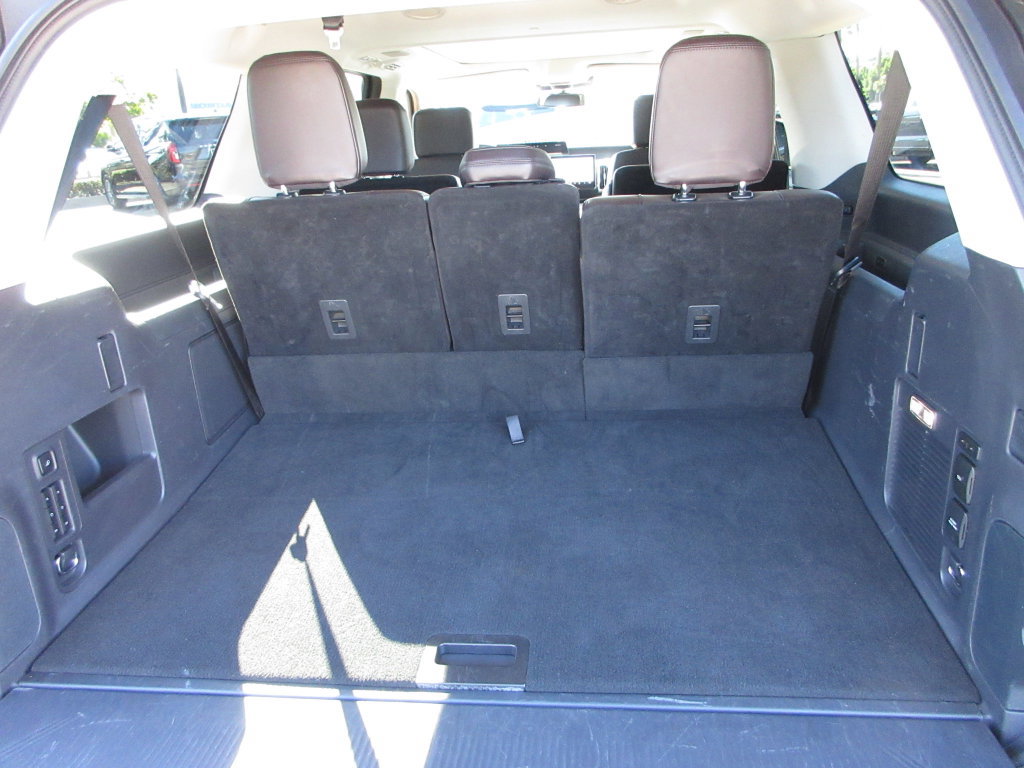 Certified 2025 Ford Expedition Max Platinum w/ Platinum Ultimate Package AWD/4WD image 27