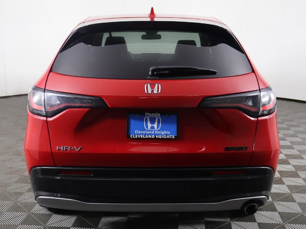 Used 2023 Honda HR-V Sport image 11