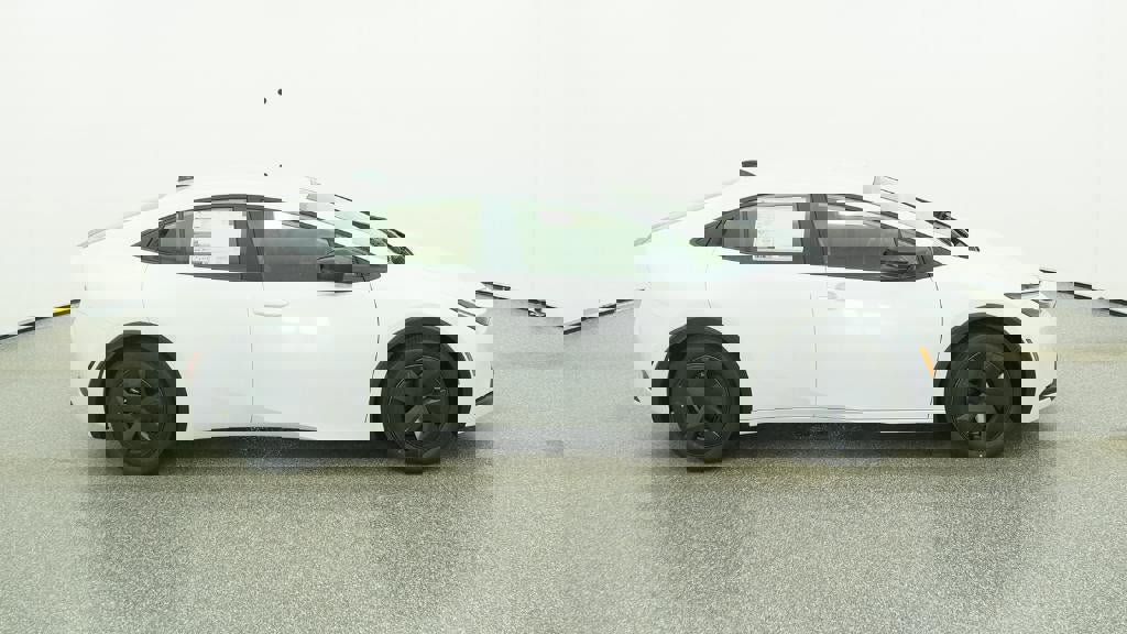 New 2026 Toyota Prius LE image 11