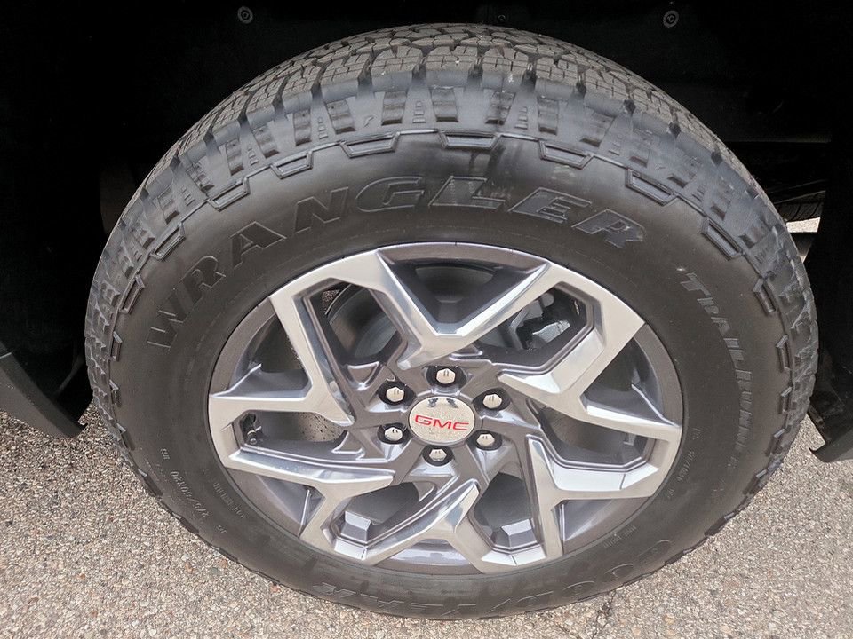 New 2026 GMC Sierra 1500 SLT w/ SLT Premium Package image 37