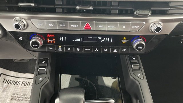 Used 2023 Kia Telluride EX w/ EX Captain's Chair Package image 40