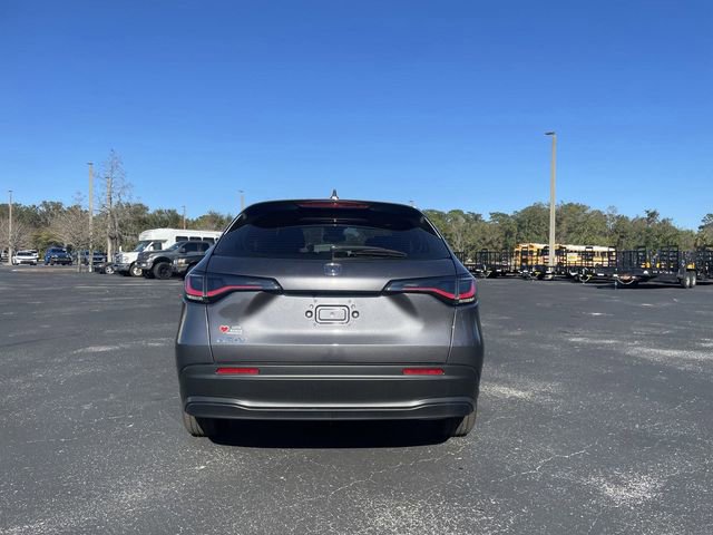 Certified 2025 Honda HR-V LX image 4