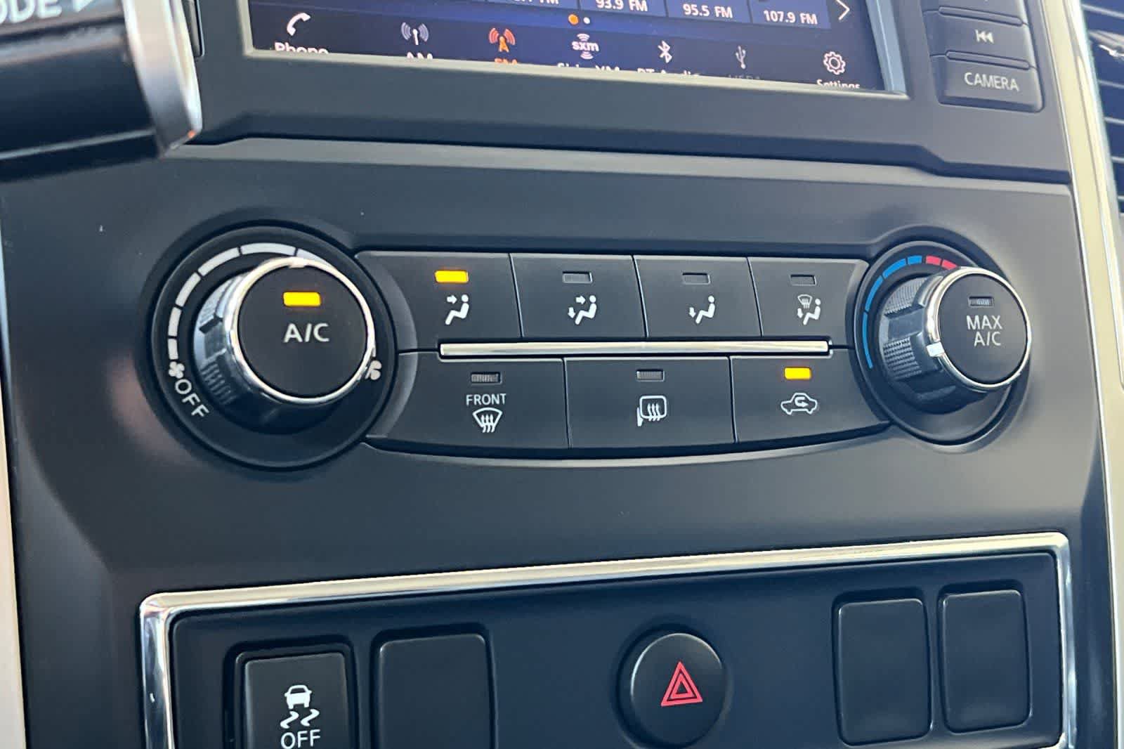Used 2019 Nissan Titan SV RWD image 22