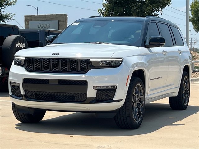 New 2025 Jeep Grand Cherokee L Summit image 3
