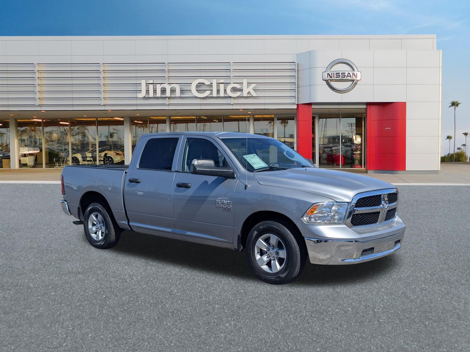 Used 2022 RAM 1500 Classic SLT w/ Trailer & Traction Group