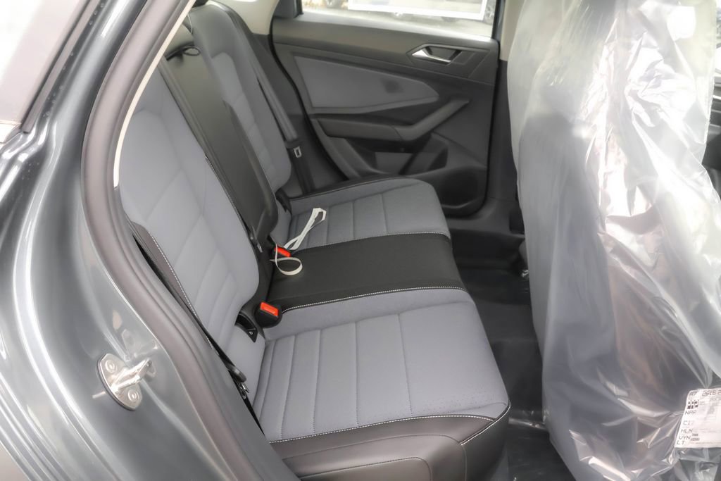 New 2026 Volkswagen Jetta SE FWD image 35