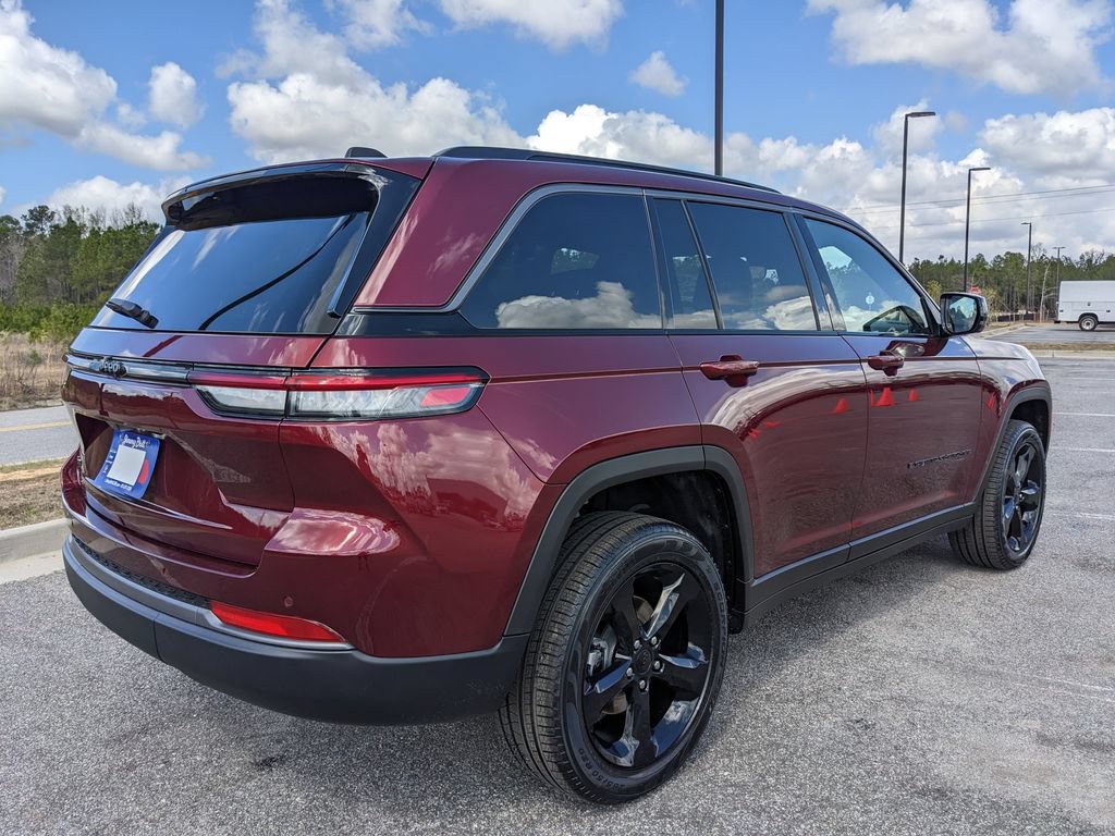 New 2026 Jeep Grand Cherokee Limited w/ Limited Altitude Package AWD/4WD image 21