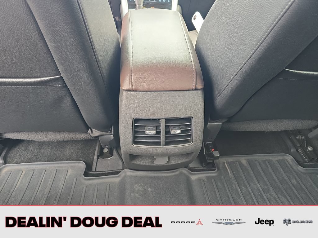 Used 2013 Ford Edge Limited AWD/4WD image 25