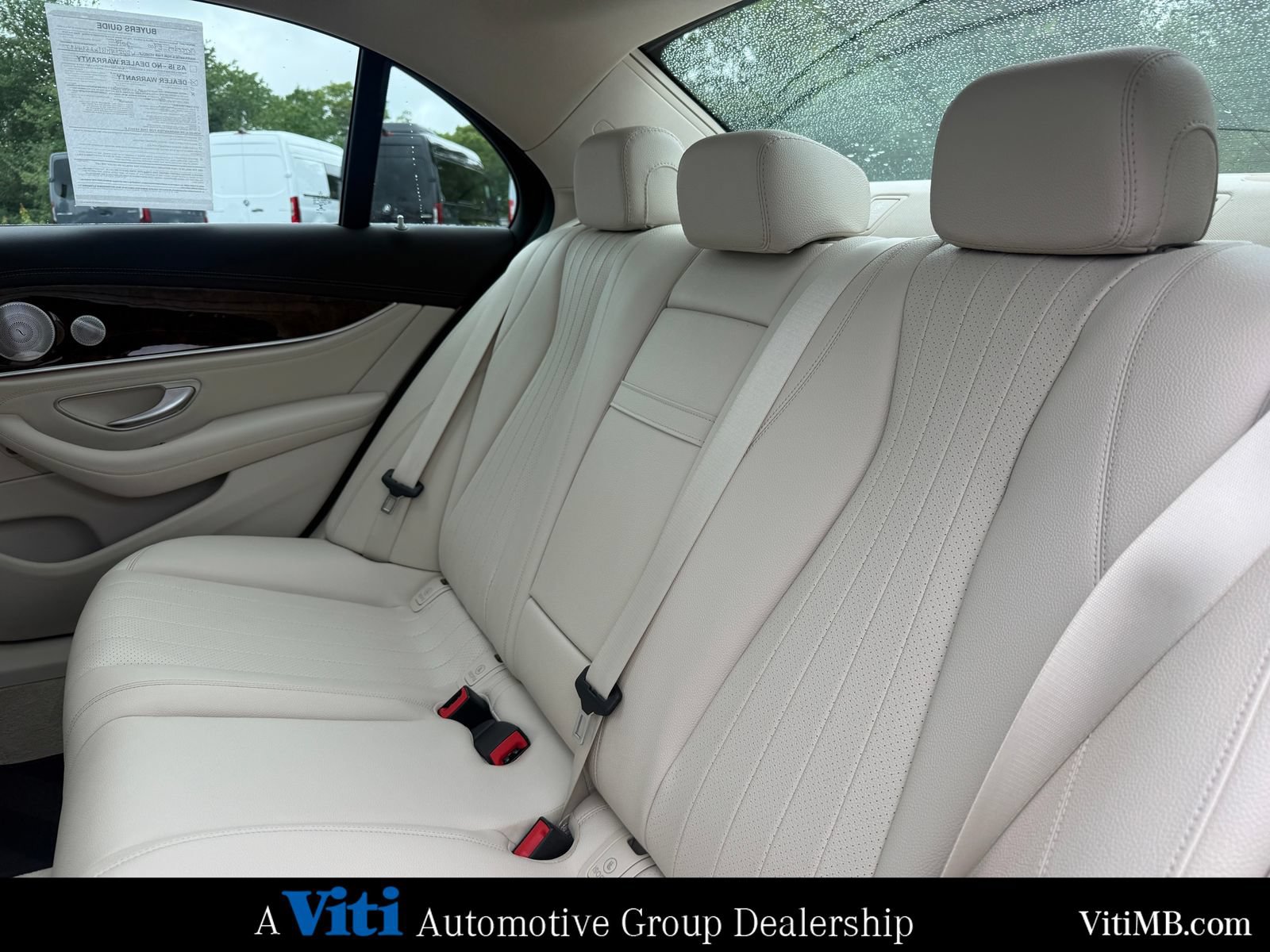 Used 2019 Mercedes-Benz E 300 4MATIC image 22