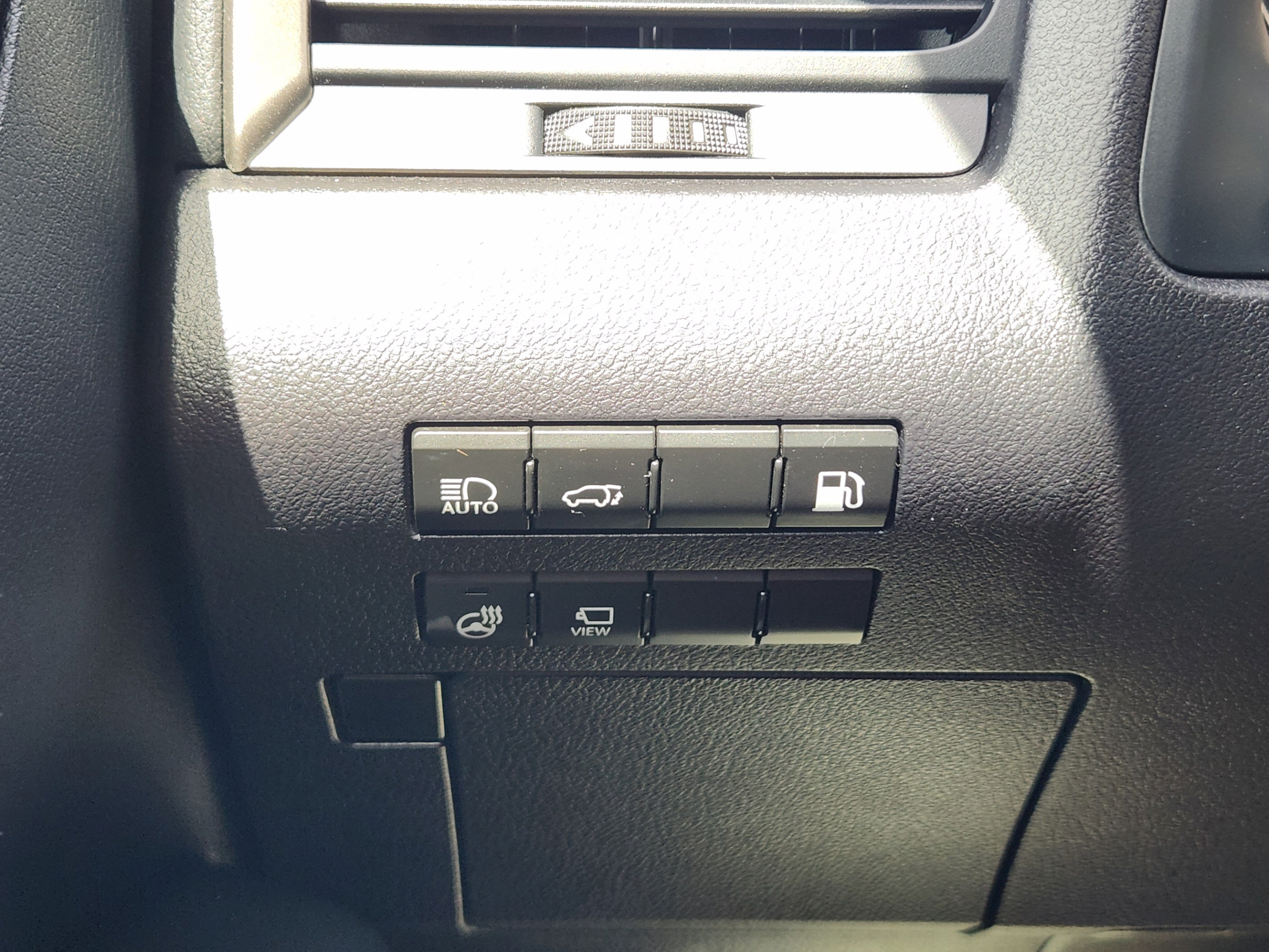Certified 2022 Lexus RX 450h AWD w/ Premium Package image 20