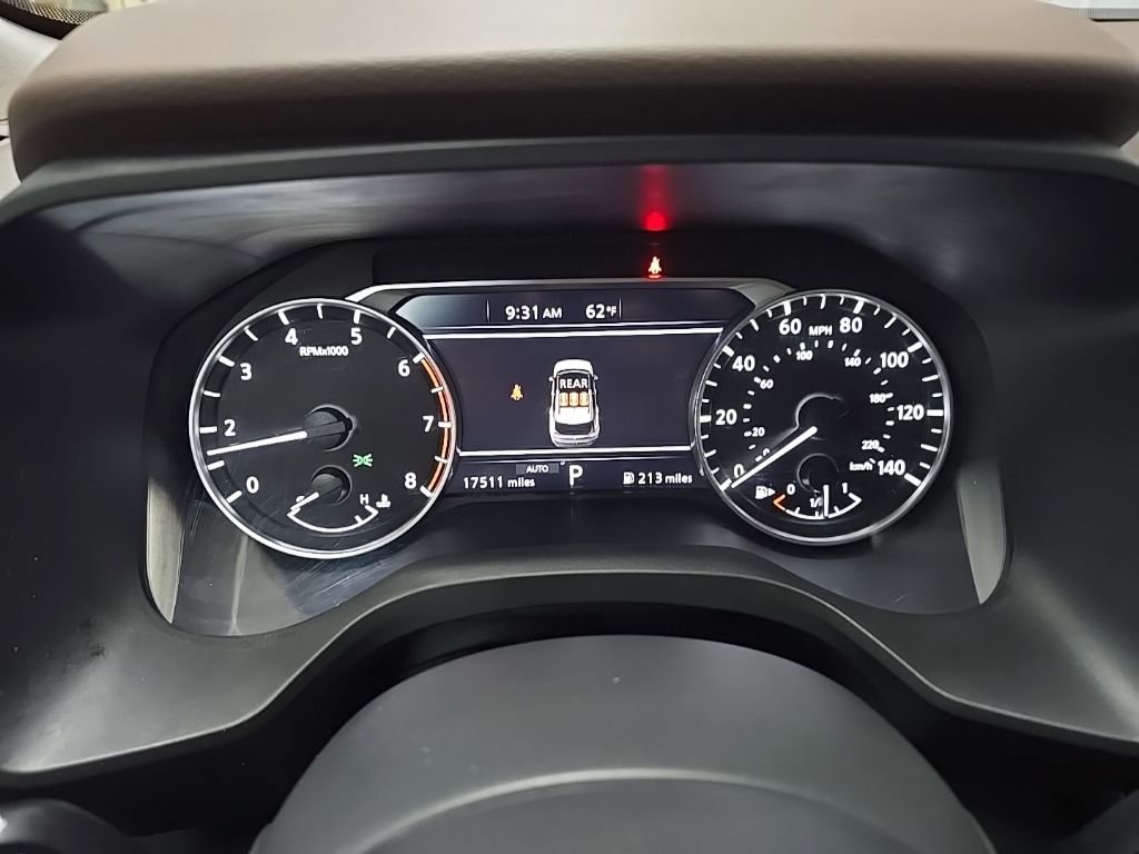 Used 2023 Nissan Rogue SV w/ SV Premium B Package image 21