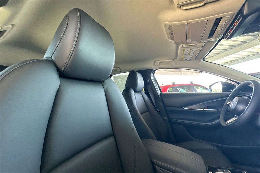 New 2025 MAZDA CX-30 AWD 2.5 S w/ Select Sport Pkg image 17