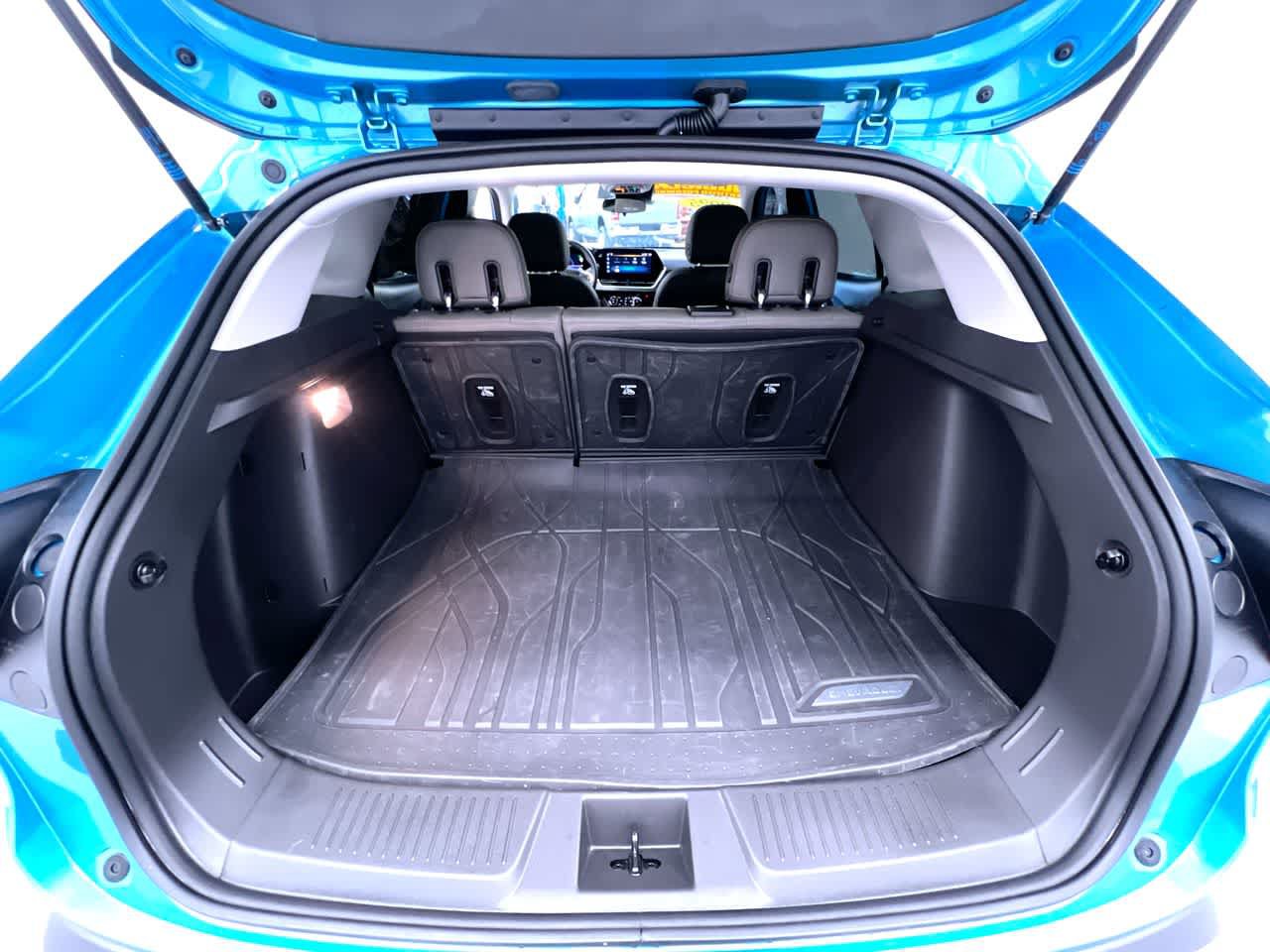 Used 2025 Chevrolet Trax ACTIV w/ Sunroof Package FWD image 40