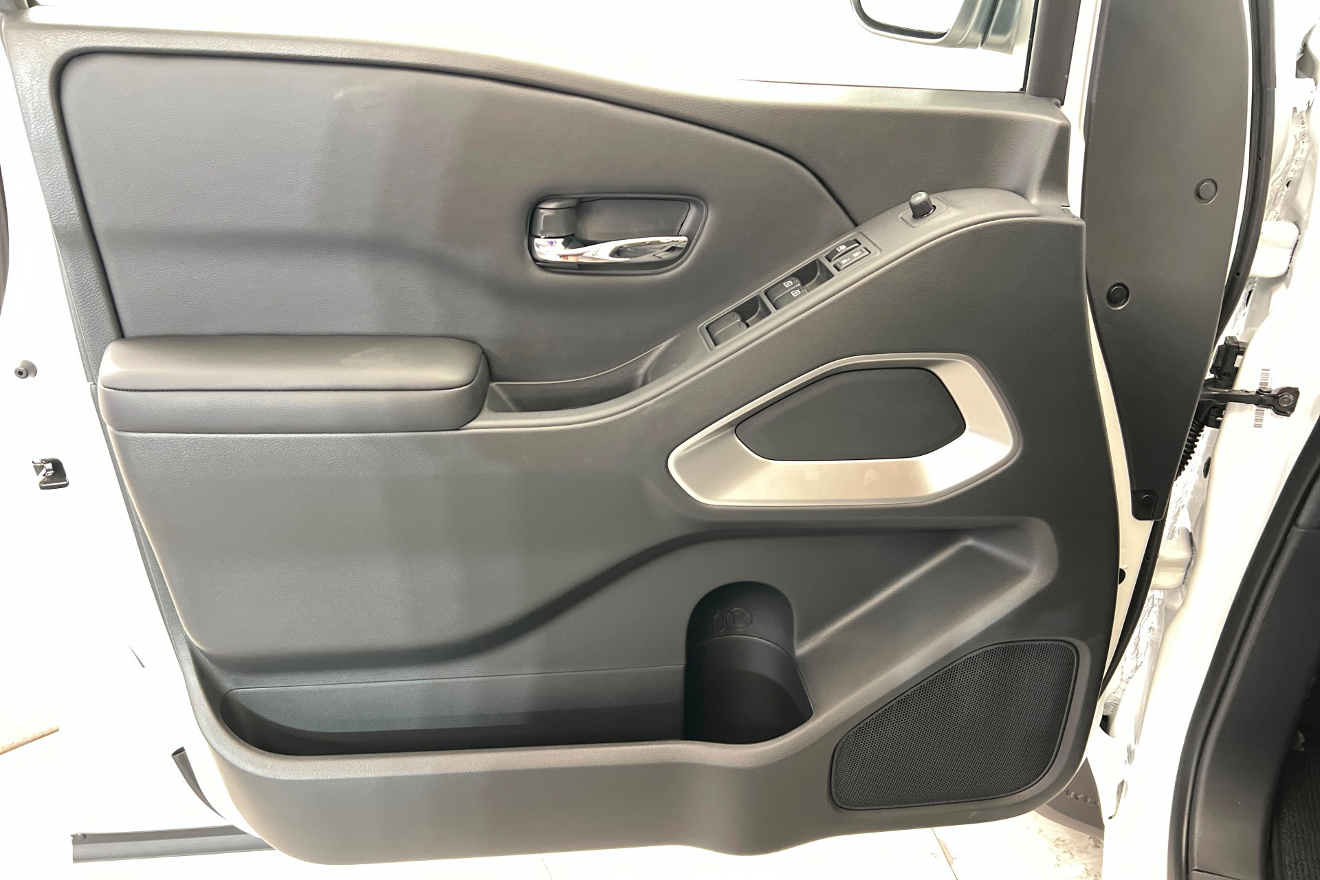 New 2026 Nissan Frontier SV w/ Tow Package image 14