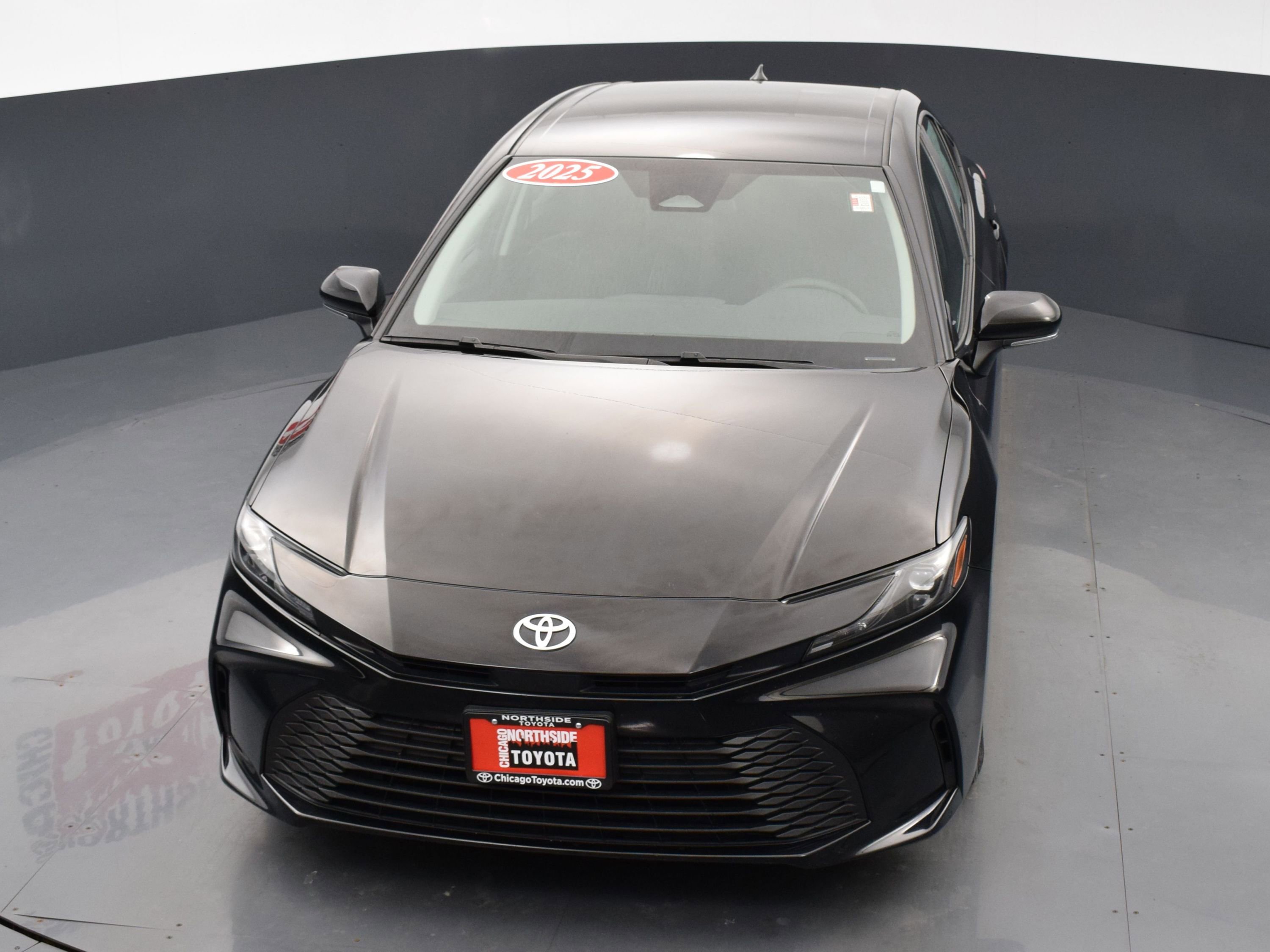 Used 2025 Toyota Camry LE image 23