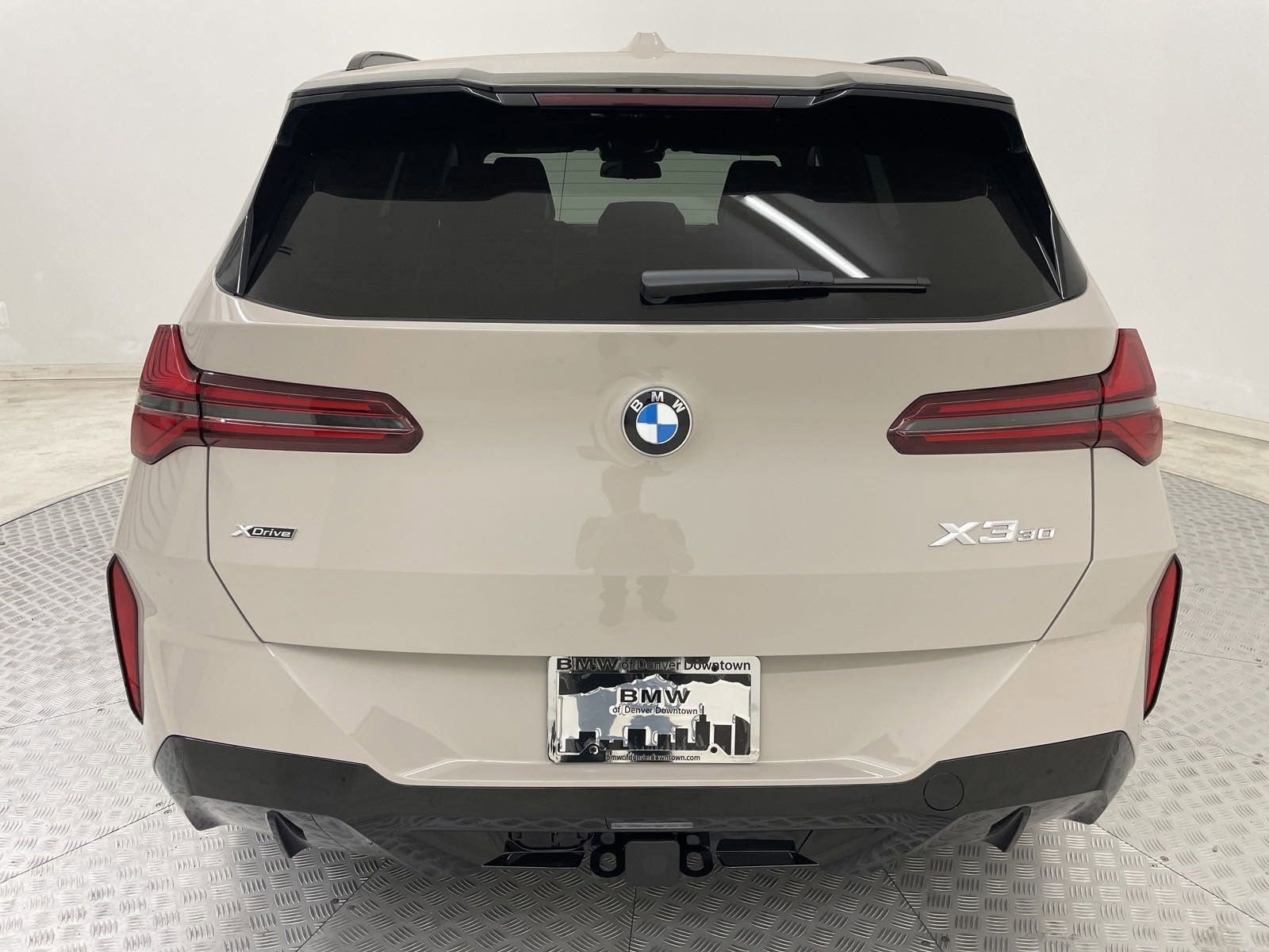 Used 2025 BMW X3 xDrive30i w/ Premium Package image 7