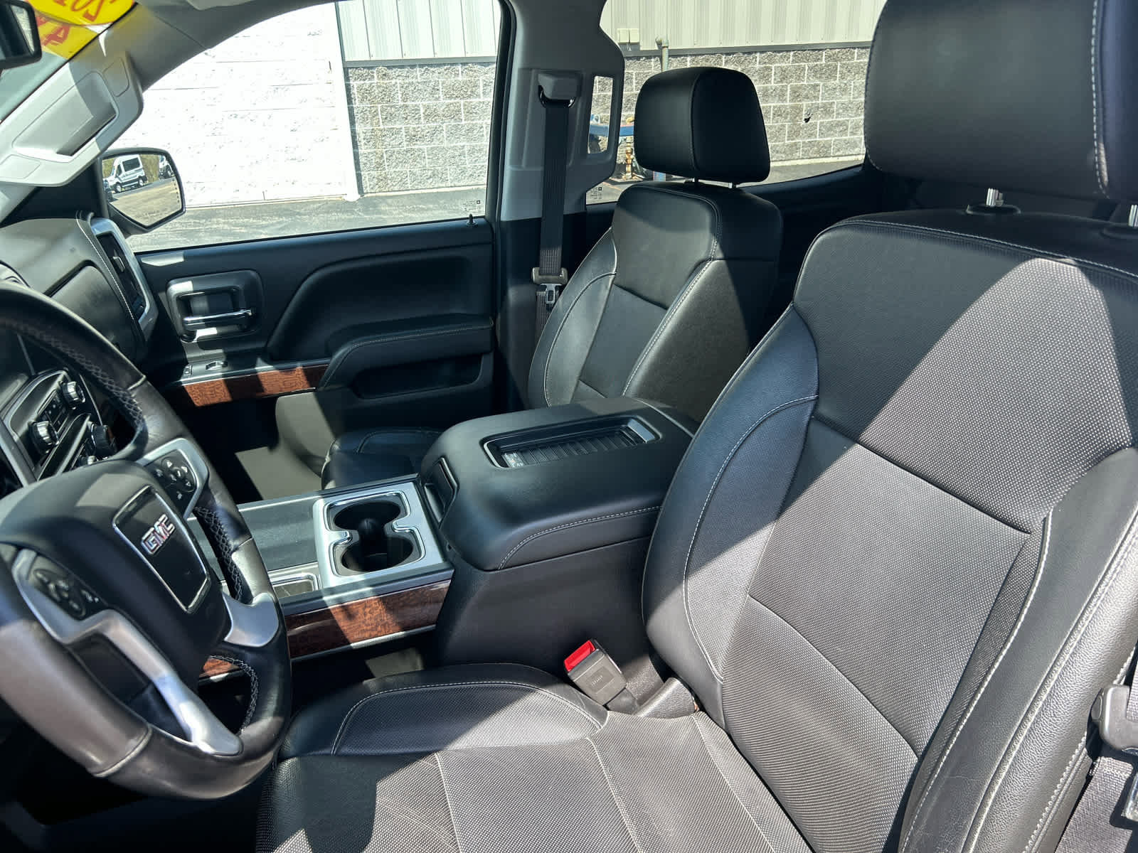Used 2018 GMC Sierra 1500 SLT w/ SLT Premium Package AWD/4WD image 13