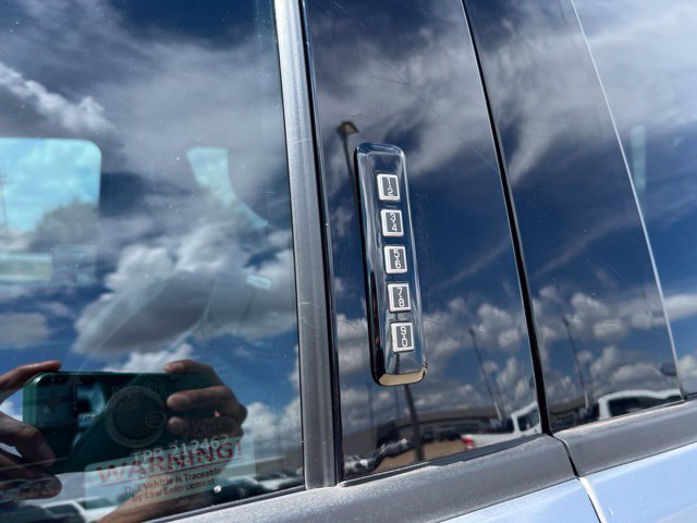 Used 2024 Ford F150 Platinum w/ FX4 Off-Road Package AWD/4WD image 13