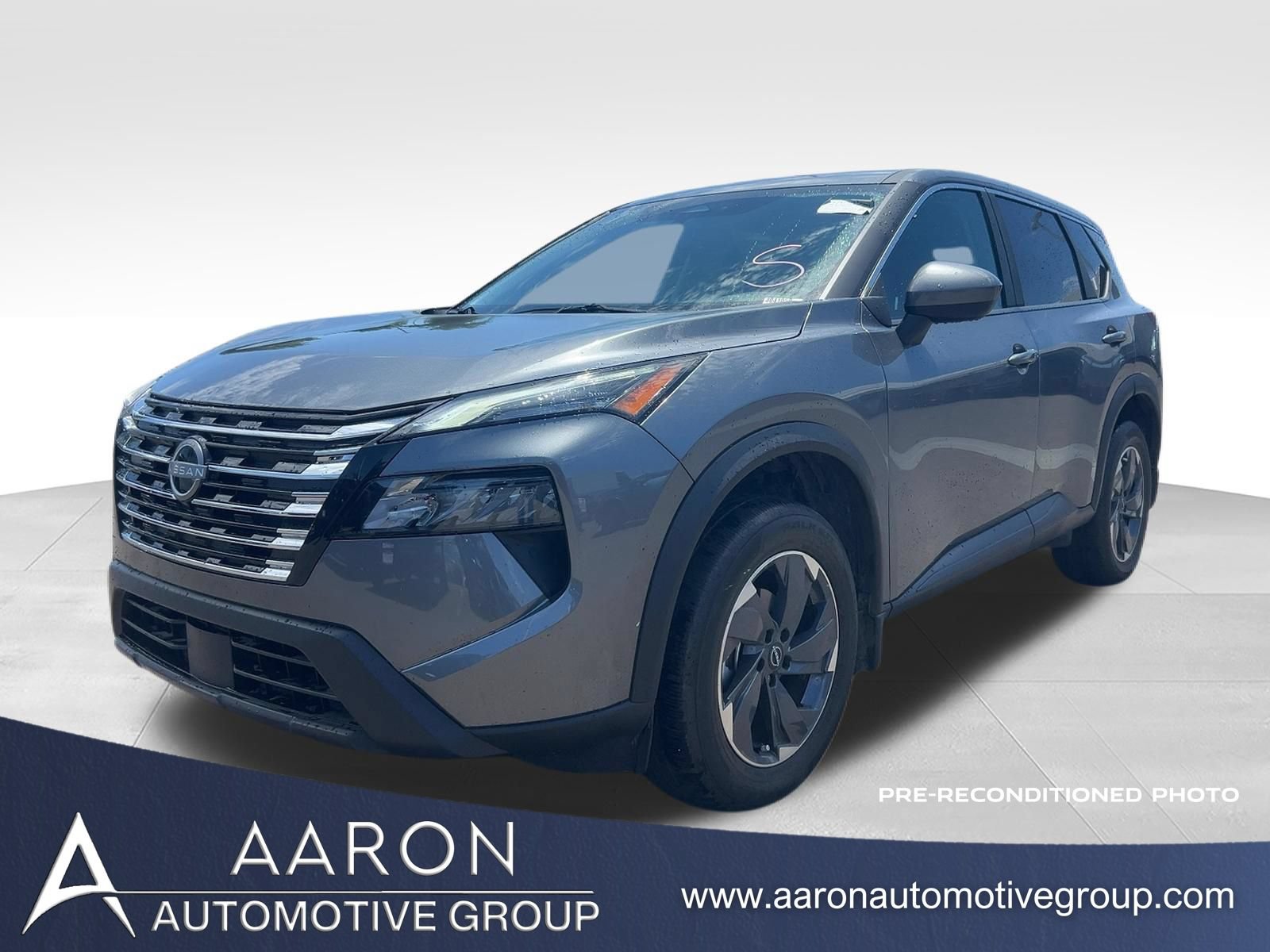 Used 2026 Nissan Rogue SV FWD image 1