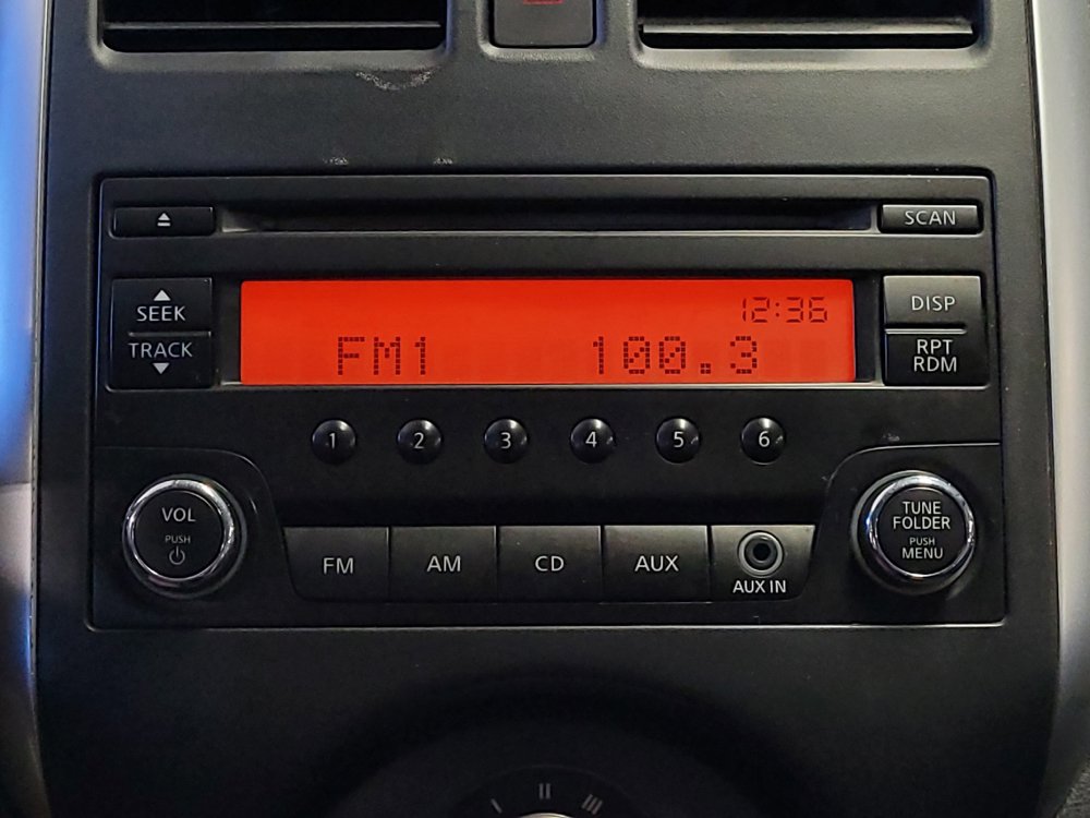 Used 2014 Nissan Versa Note SV FWD image 25