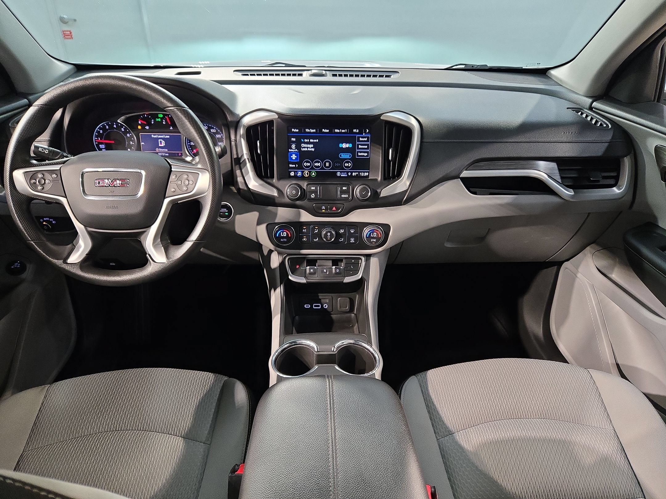 Used 2022 GMC Terrain SLE w/ Driver Convenience Package FWD image 10