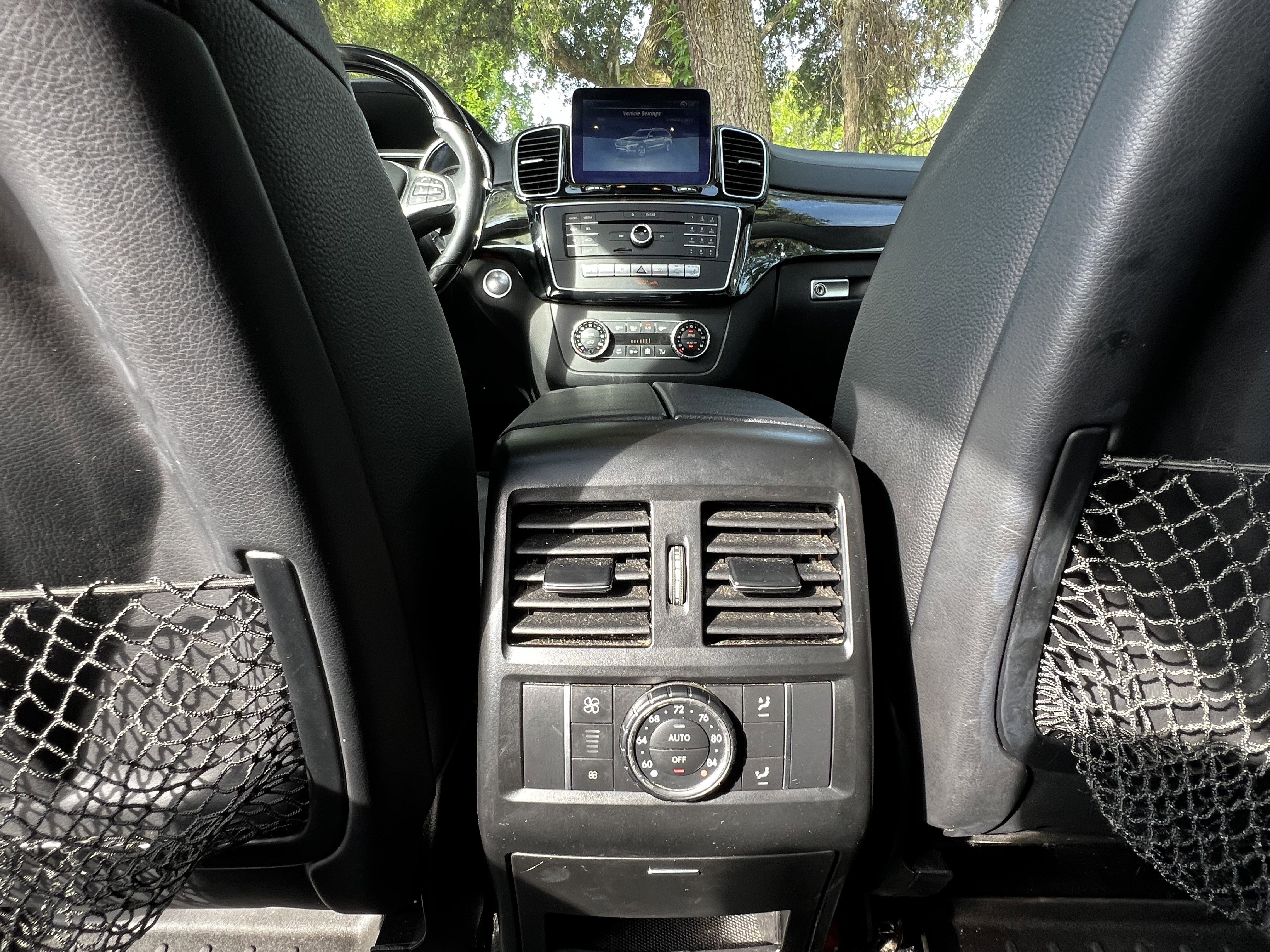 Used 2017 Mercedes-Benz GLS 450 4MATIC image 34
