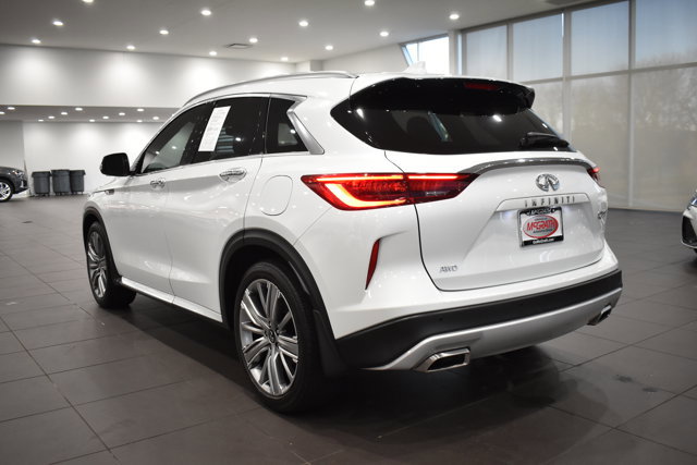 Used 2023 INFINITI QX50 Sensory image 9