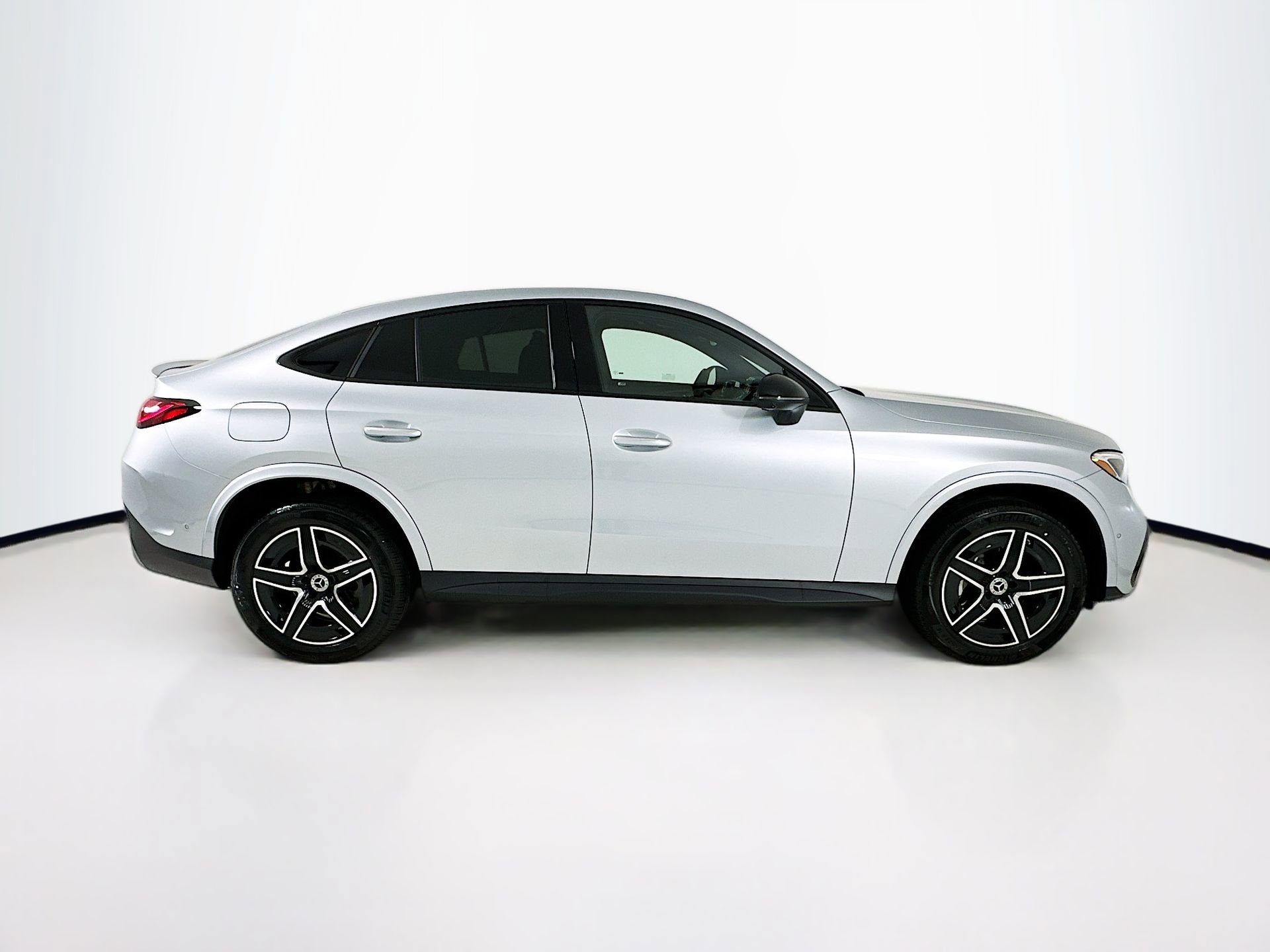New 2026 Mercedes-Benz GLC 300 4MATIC image 9