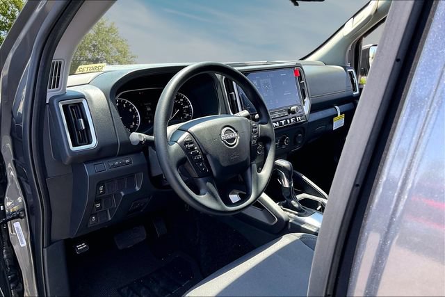 New 2026 Nissan Frontier SV w/ Tow Package RWD image 7