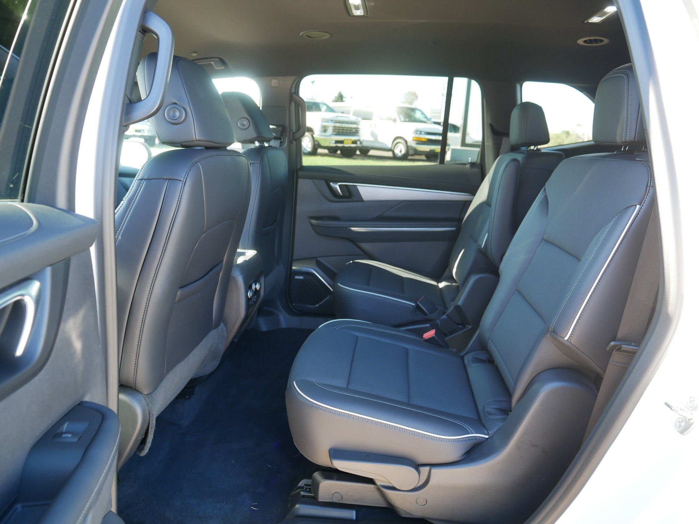 Used 2026 Buick Enclave Preferred AWD/4WD image 34