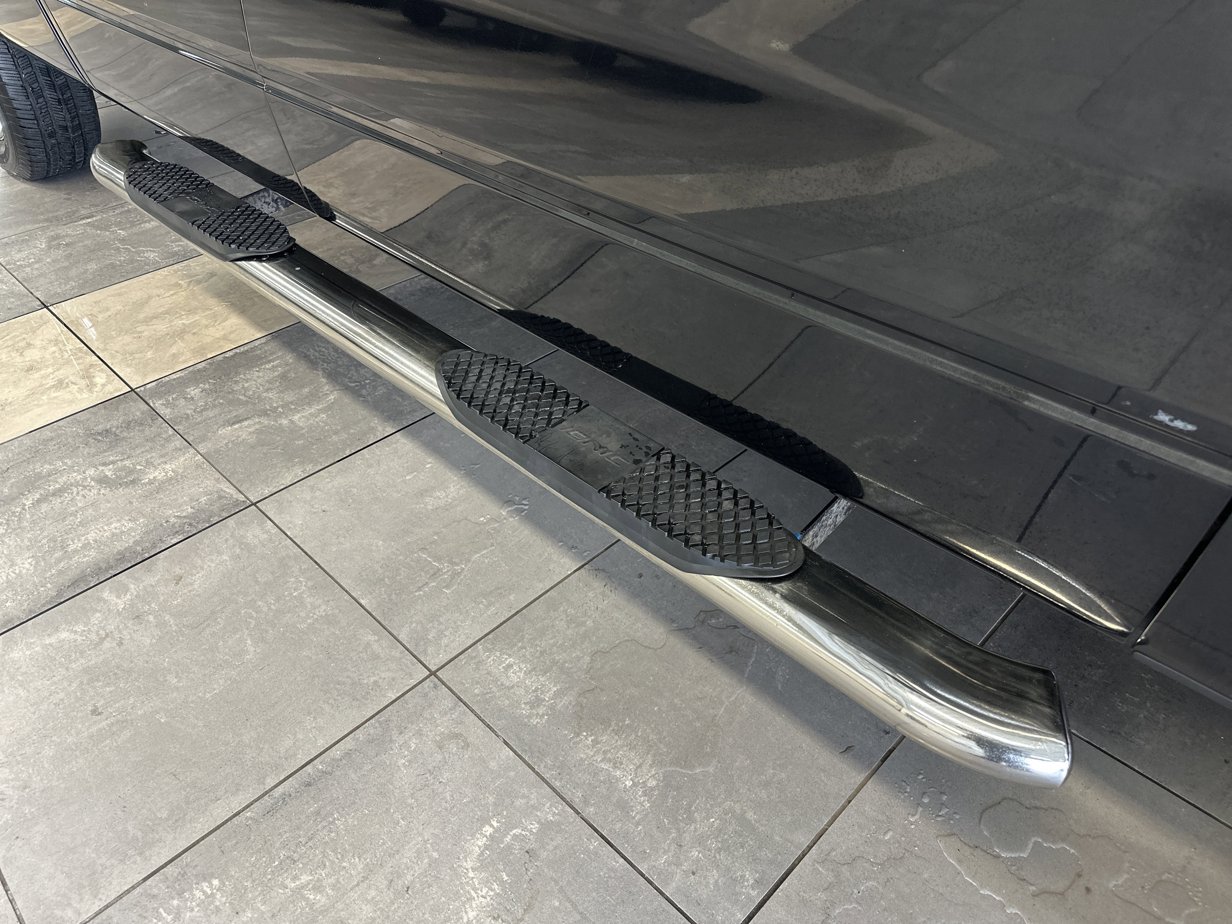 Used 2011 Ford F150 XLT w/ XLT Chrome Pkg image 8