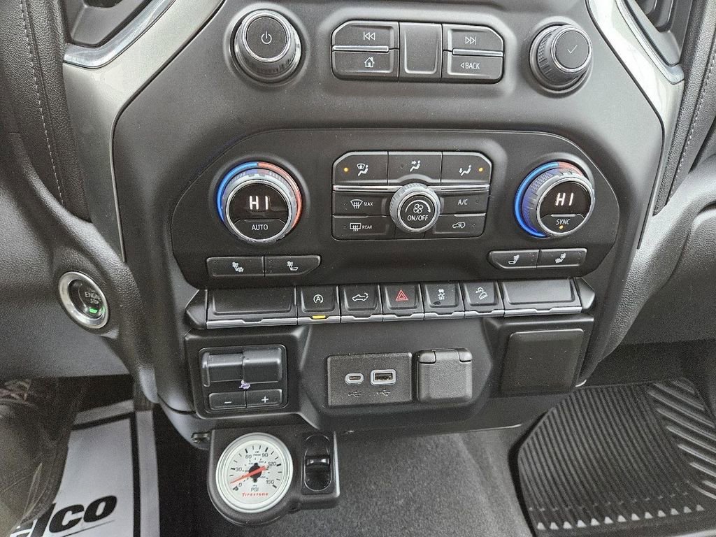 Used 2021 Chevrolet Silverado 1500 RST w/ Z71 Off-Road Package AWD/4WD image 18