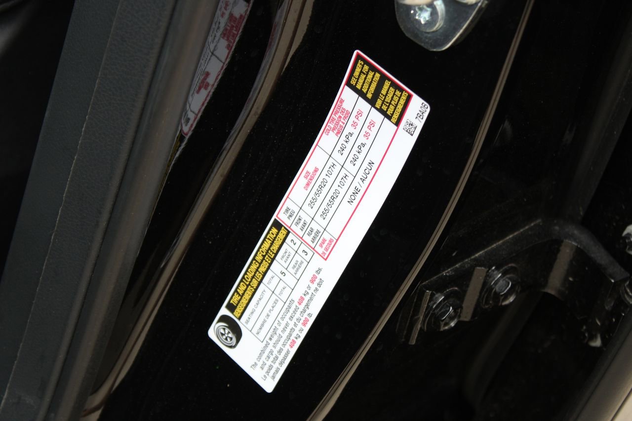 Certified 2025 Nissan Murano SL image 32