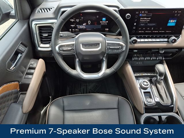 Used 2025 GMC Canyon Denali AWD/4WD image 3