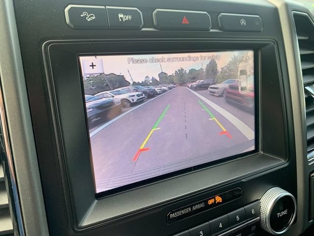 Used 2019 Ford Expedition XLT w/ Equipment Group 202A AWD/4WD image 26
